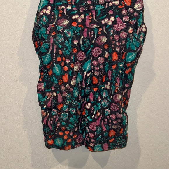 ✨RARE ✨ Duluth Trading Co 🍅🥕Heirloom Gardening Overall Shorts | L - Picture 6 of 10